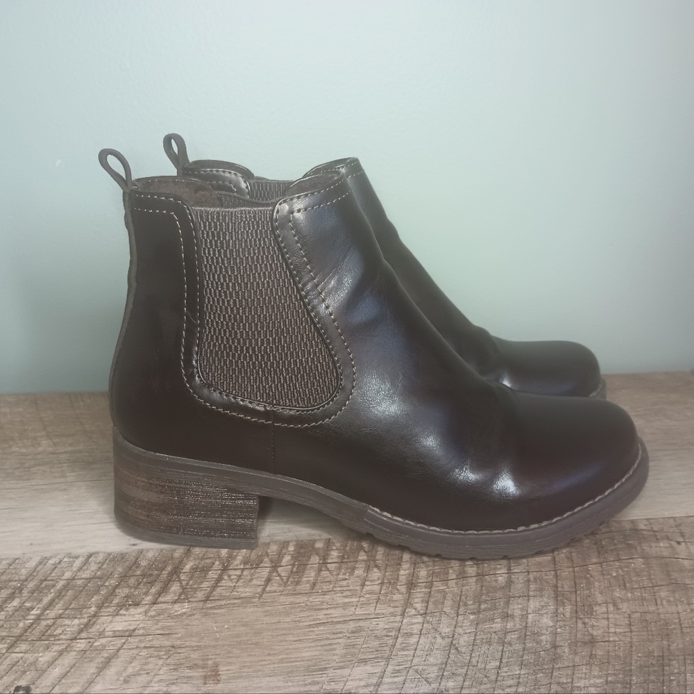 Eastland Jasmine Chelsea Boot Womens 7.5W Brown Ankle Leather Classic